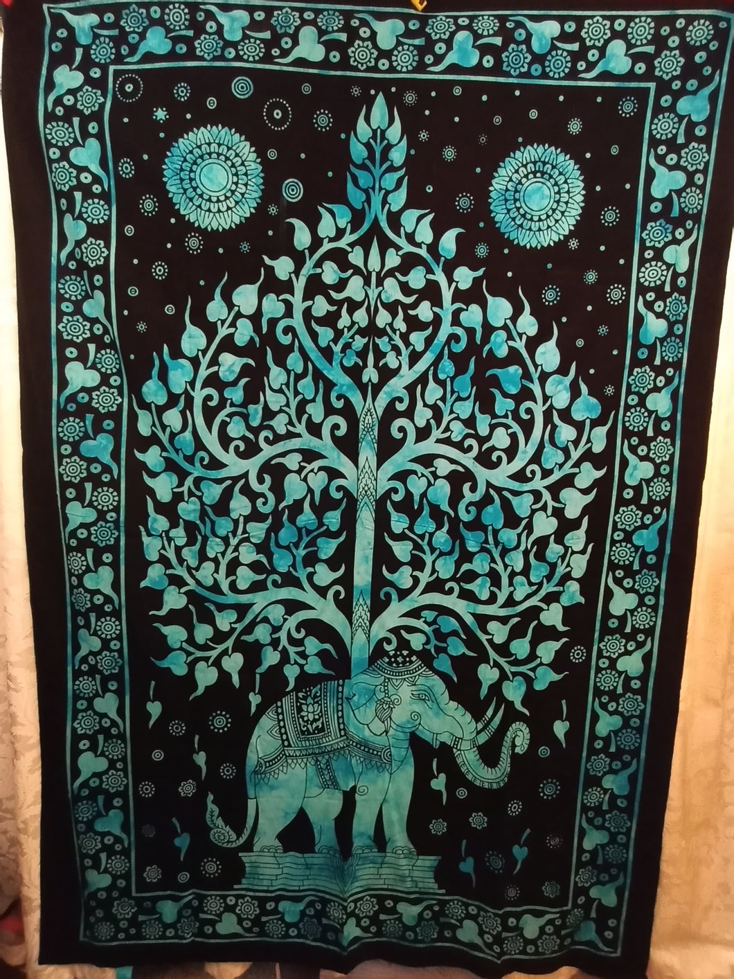 WH23 Elephant and Tree of Life 150 x 210cm
