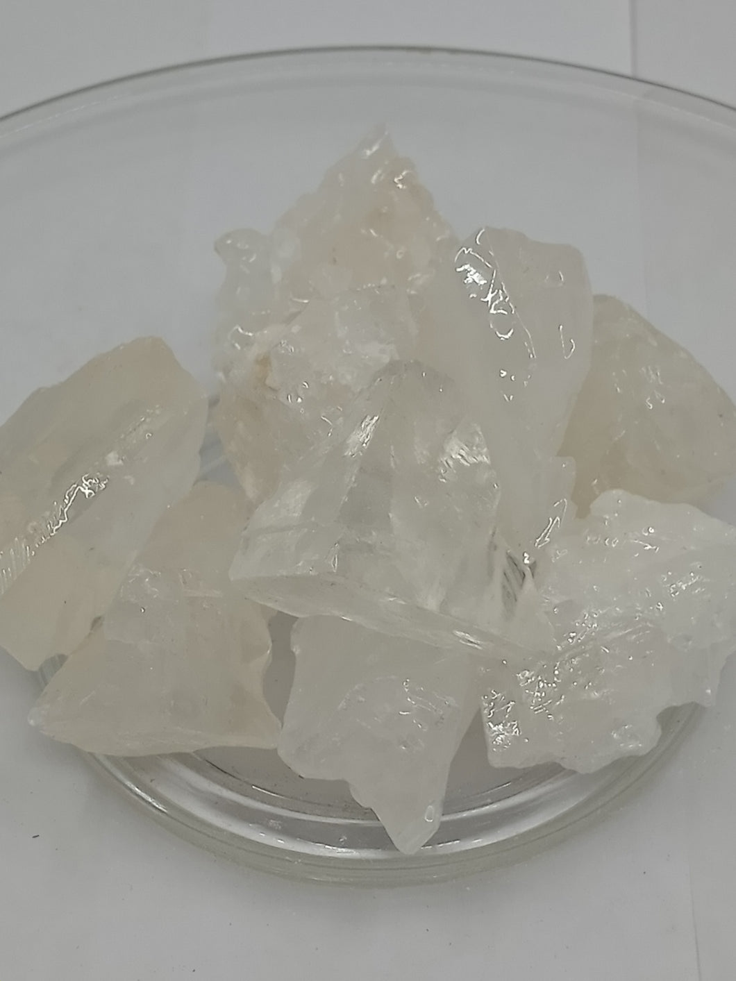 Calcite White Ice Raw Small 500g bag (3/4